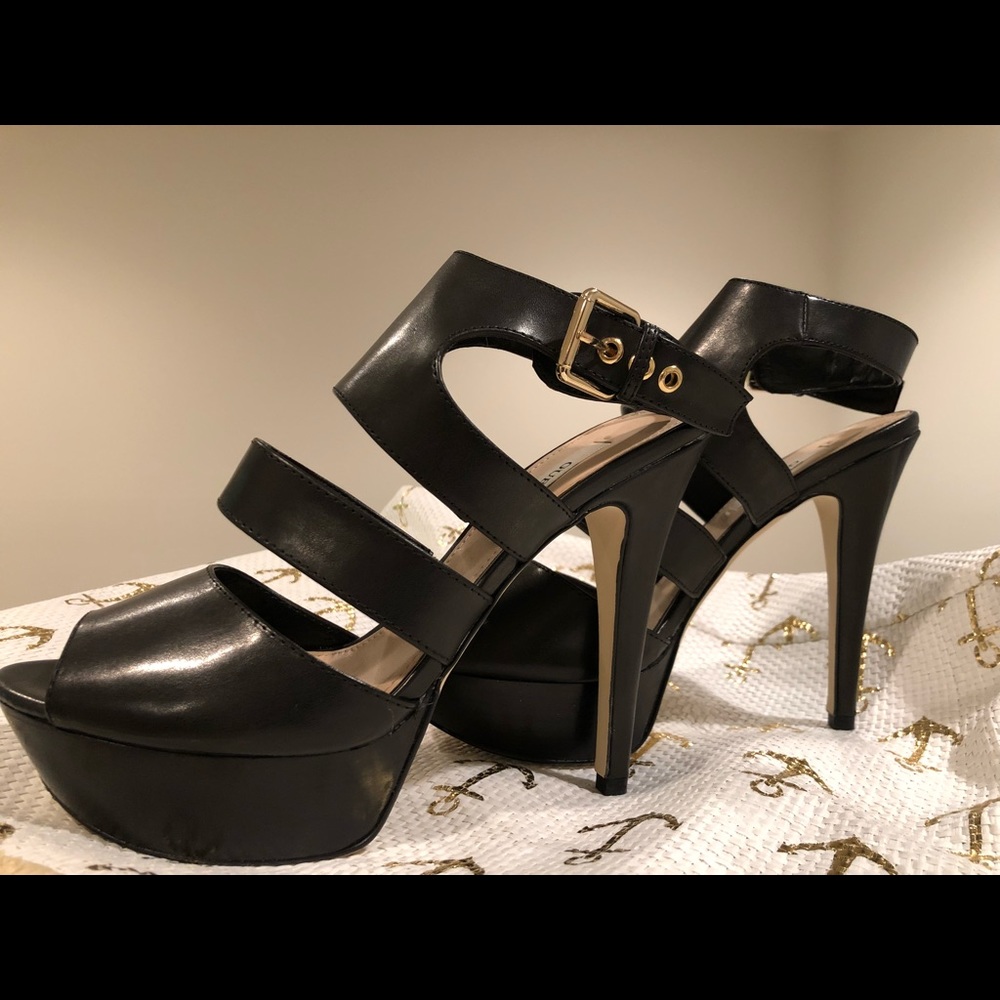Black stilleto
